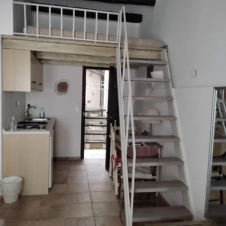 Loggia Traditional Apartment *