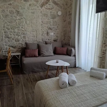 Loggia Traditional Apartment