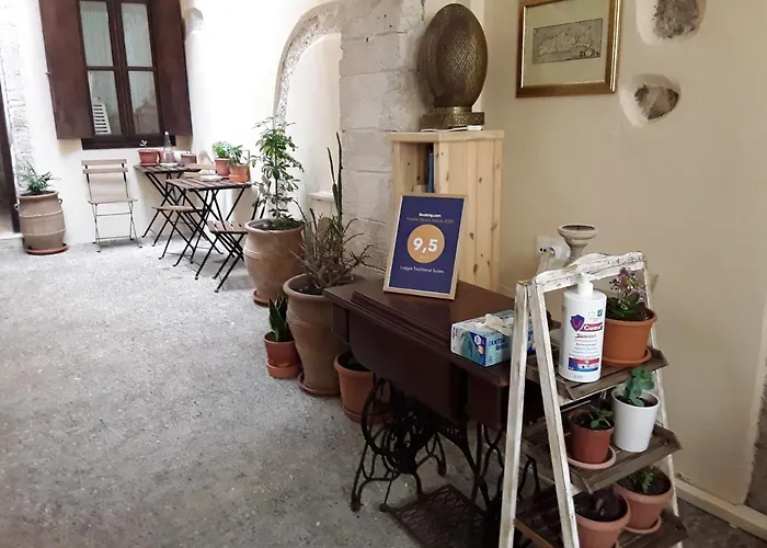 Loggia Traditional *