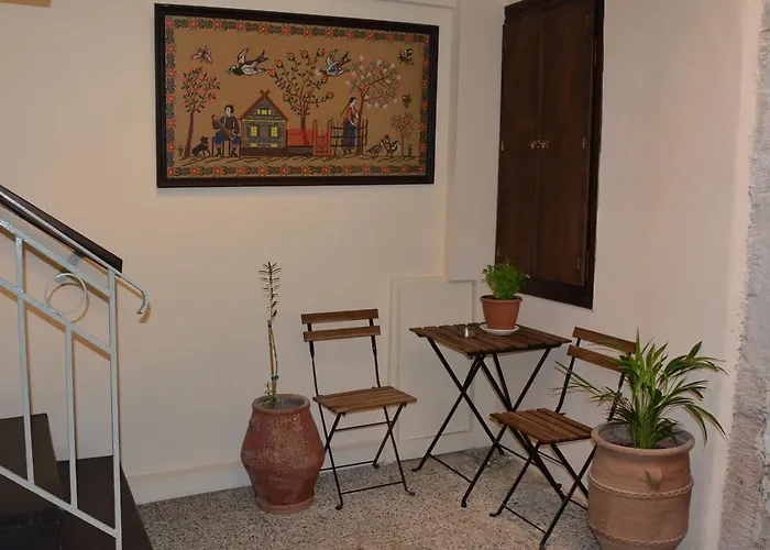 Loggia Traditional 아파트 *